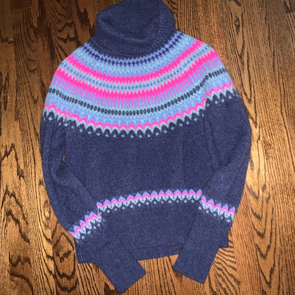Vineyard Vines navy printed cashmere sweater